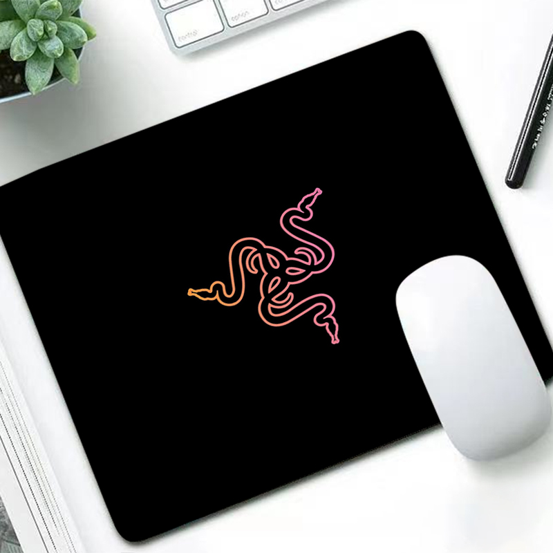 Laptop Accessories Table - Razer Tappetino per mouse di lusso